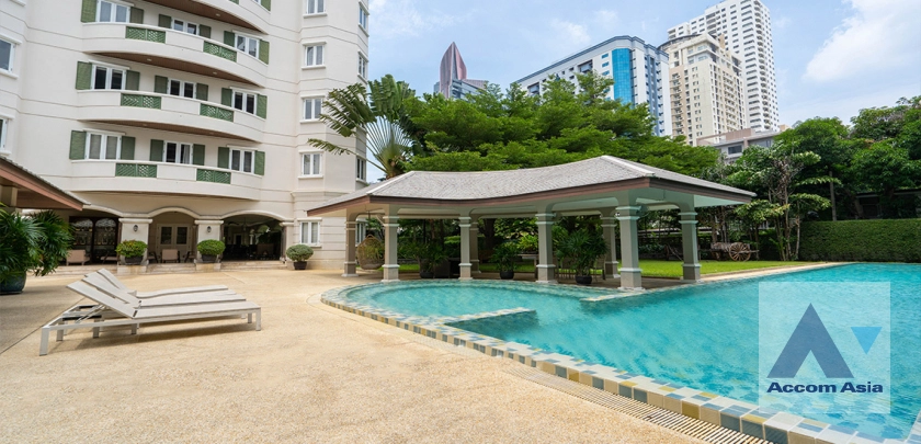 Pet friendly |  Luxury 1-Unit-Per-Floor Residence in Thonglo Apartment  3 Bedroom for Rent BTS Thong Lo in Sukhumvit Bangkok