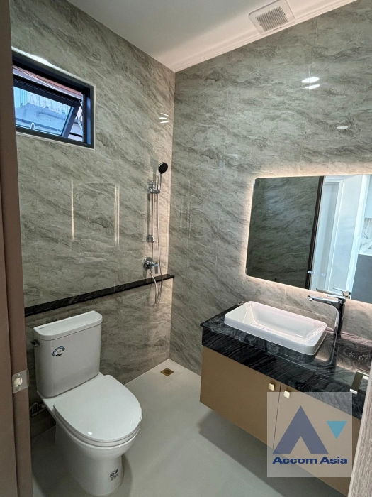13  3 br House for rent and sale in Sukhumvit ,Bangkok BTS On Nut AA42433