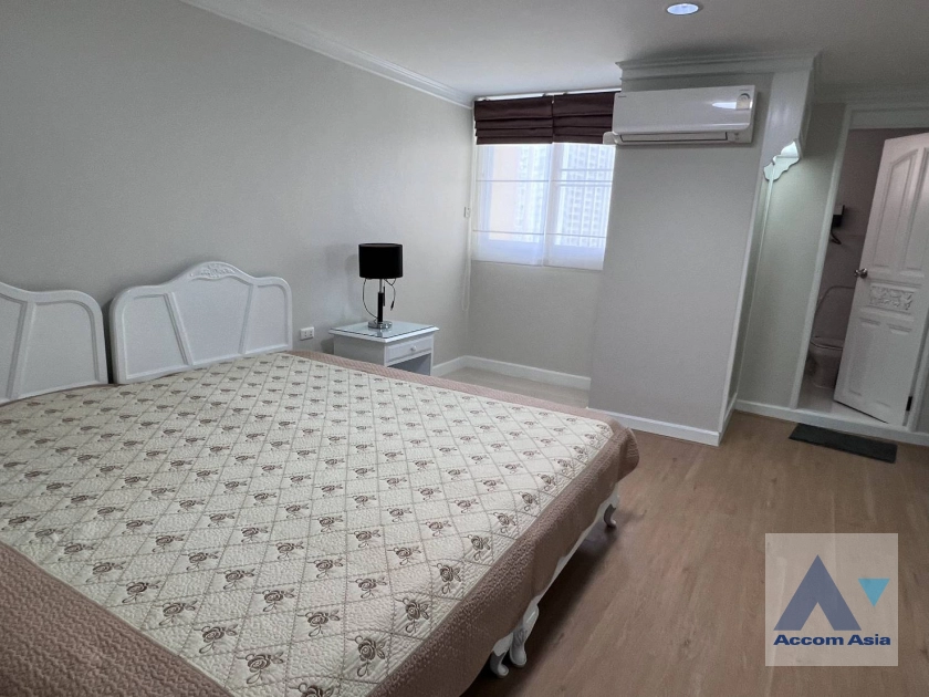 12  4 br Condominium For Rent in Sukhumvit ,Bangkok BTS Ekkamai at Tai Ping Tower AA42447