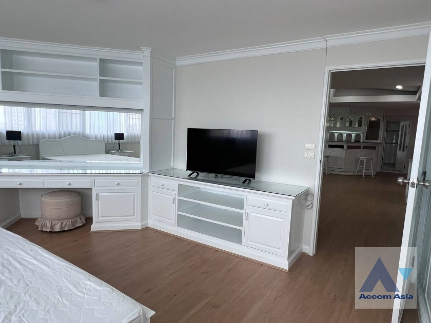 15  4 br Condominium For Rent in Sukhumvit ,Bangkok BTS Ekkamai at Tai Ping Tower AA42447