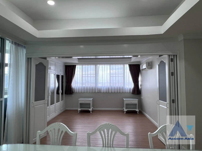 6  4 br Condominium For Rent in Sukhumvit ,Bangkok BTS Ekkamai at Tai Ping Tower AA42447