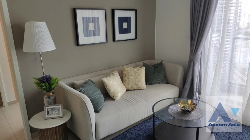 unit 1 Bedroom  Condominium For Sale in Sukhumvit, Bangkok  (AA42451)