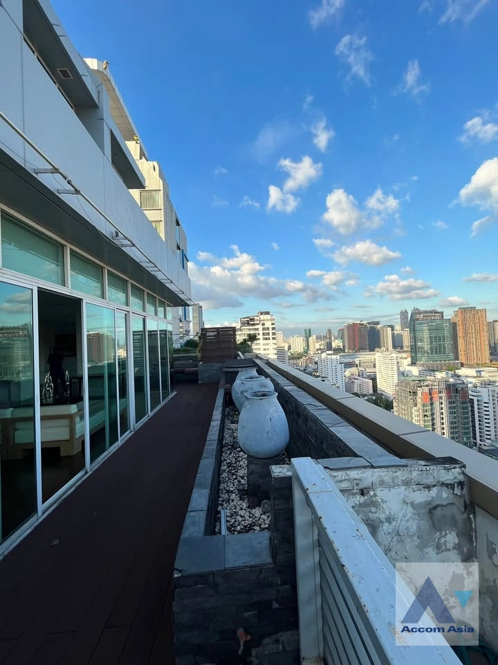 unitHuge Terrace, Pet friendly |  3 Bedrooms  Condominium For Rent & Sale in Sukhumvit, Bangkok  near BTS Nana (AA42465)