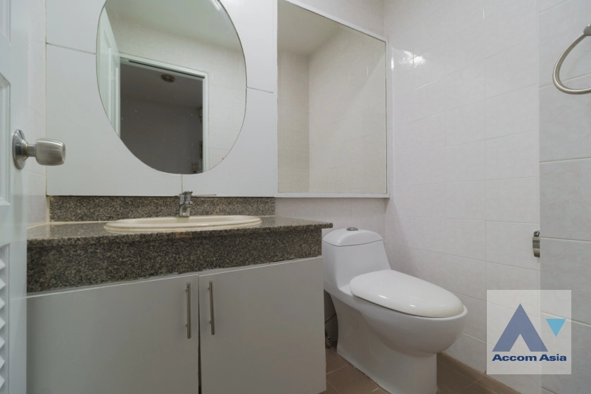 18  3 br Apartment For Rent in Sukhumvit ,Bangkok BTS Phrom Phong at Luxury fully serviced AA42479