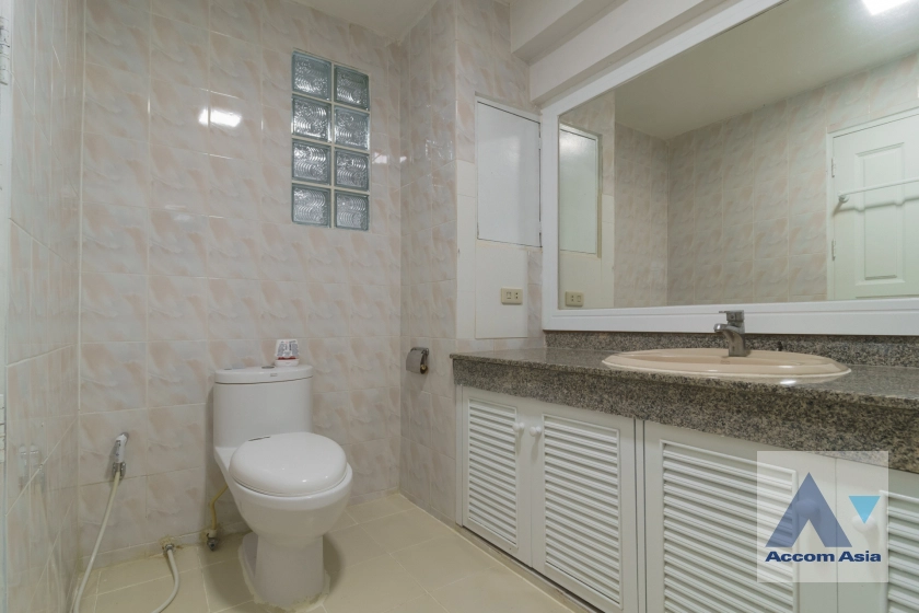 11  3 br Apartment For Rent in Sukhumvit ,Bangkok BTS Phrom Phong at Luxury fully serviced AA42479