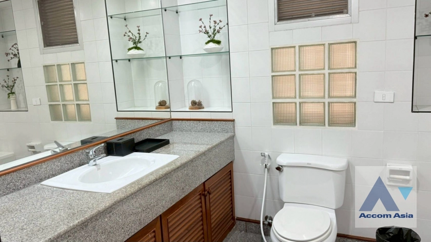 14  2 br Apartment For Rent in Sukhumvit ,Bangkok BTS Phrom Phong at Thai Colonial Style AA42481