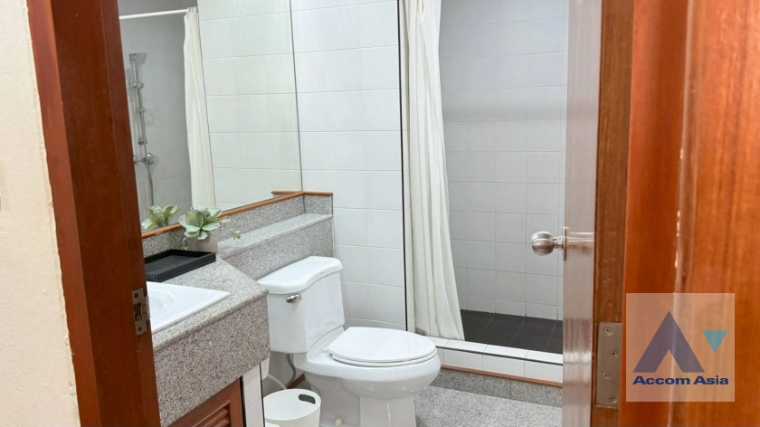 16  2 br Apartment For Rent in Sukhumvit ,Bangkok BTS Phrom Phong at Thai Colonial Style AA42481