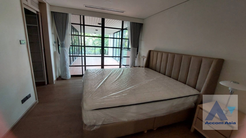 7  4 br Apartment For Rent in Sathorn ,Bangkok BTS Sala Daeng - MRT Lumphini at Children Dreaming Place - Garden AA42502