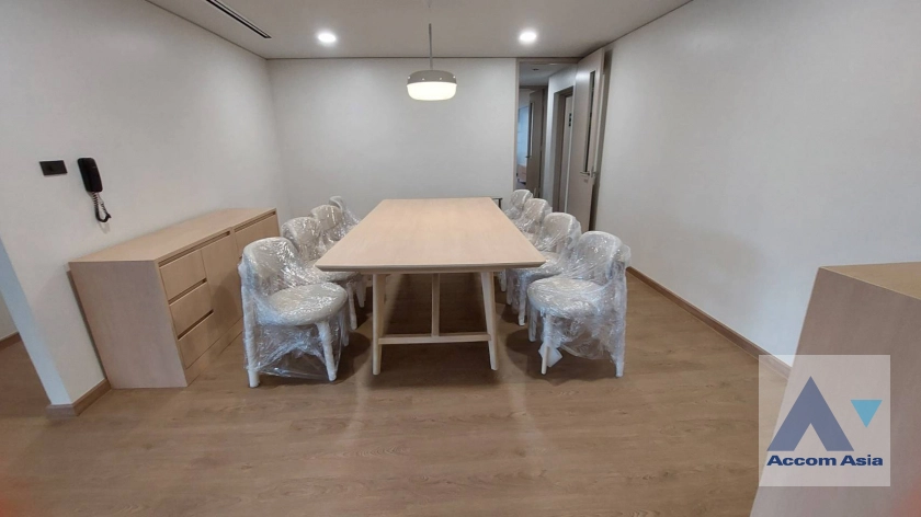  1  4 br Apartment For Rent in Sathorn ,Bangkok BTS Sala Daeng - MRT Lumphini at Children Dreaming Place - Garden AA42502