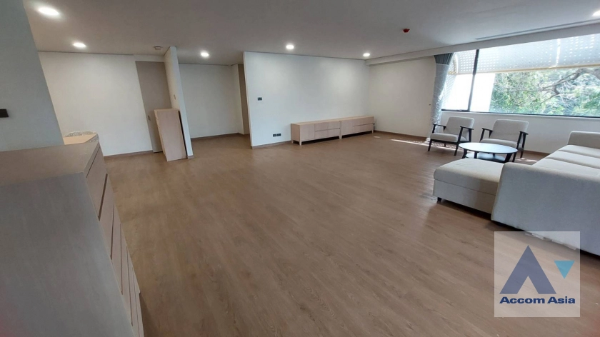  1  4 br Apartment For Rent in Sathorn ,Bangkok BTS Sala Daeng - MRT Lumphini at Children Dreaming Place - Garden AA42502