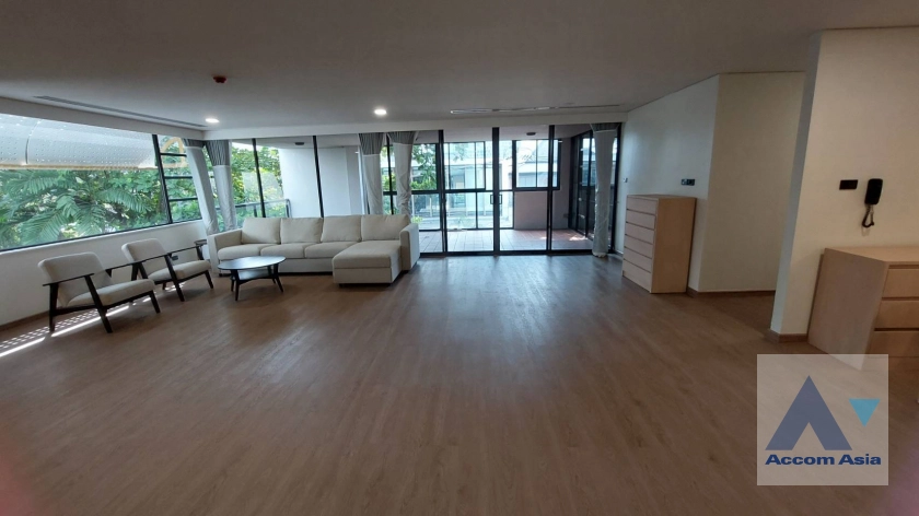  2  4 br Apartment For Rent in Sathorn ,Bangkok BTS Sala Daeng - MRT Lumphini at Children Dreaming Place - Garden AA42502