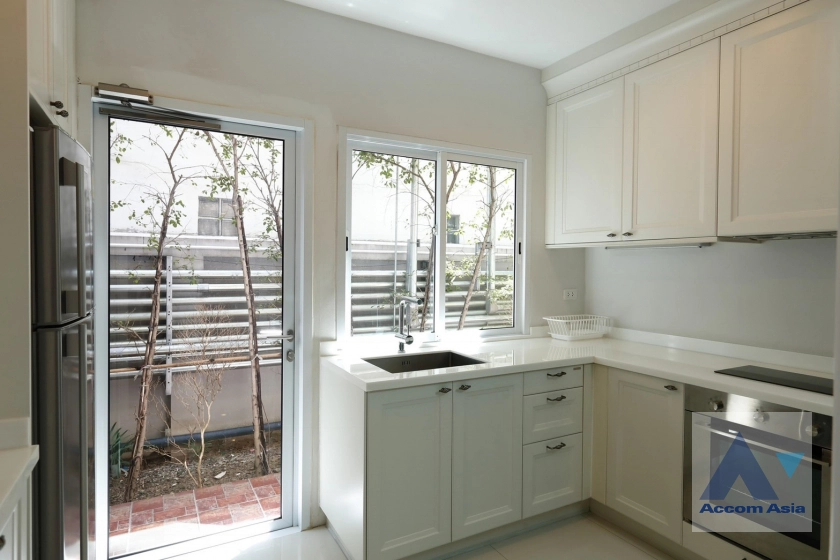 5  3 br Townhouse for rent and sale in Sukhumvit ,Bangkok BTS Asok - MRT Sukhumvit at In Home Luxury Residence AA42514