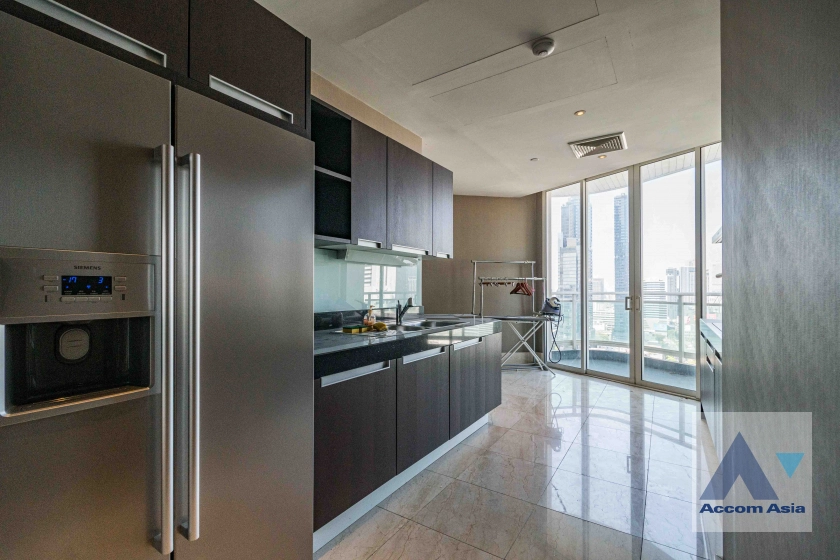 5  3 br Condominium For Sale in Silom ,Bangkok BTS Chong Nonsi - BRT Arkhan Songkhro at The Infinity Sathorn AA42521