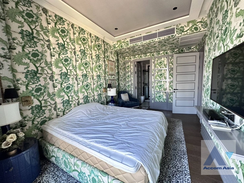 unitSpacious condo with urban luxury in Sukhumvit (AA42522)