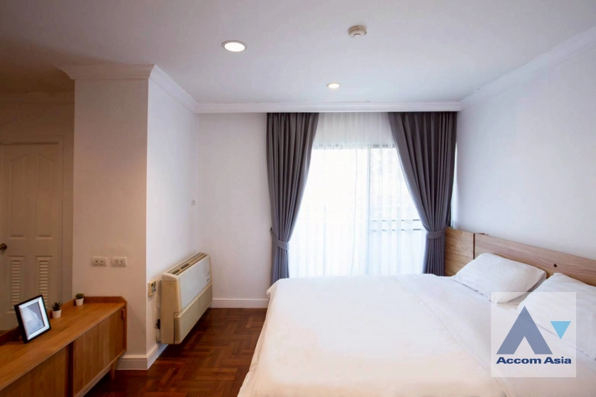 7  3 br Apartment for rent and sale in Sukhumvit ,Bangkok BTS Phrom Phong at 10 Mins from BTS with Shuttle Bus Service AA42523