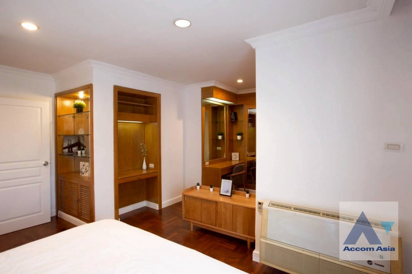 10  3 br Apartment for rent and sale in Sukhumvit ,Bangkok BTS Phrom Phong at 10 Mins from BTS with Shuttle Bus Service AA42523