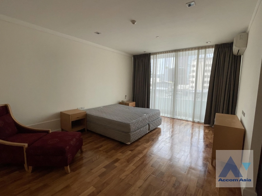 12  3 br Apartment For Rent in Sukhumvit ,Bangkok BTS Phrom Phong at Apartment with Top Facilities, Close to Emshere AA42525