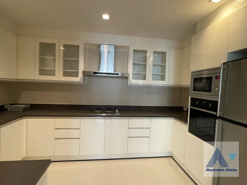 9  3 br Apartment For Rent in Sukhumvit ,Bangkok BTS Phrom Phong at Apartment with Top Facilities, Close to Emshere AA42525