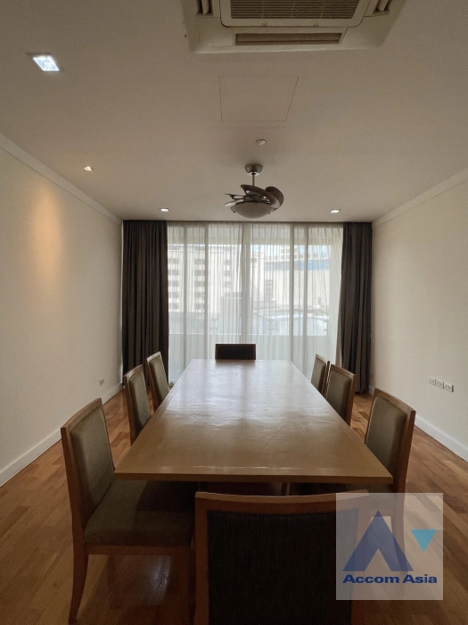 7  3 br Apartment For Rent in Sukhumvit ,Bangkok BTS Phrom Phong at Apartment with Top Facilities, Close to Emshere AA42525