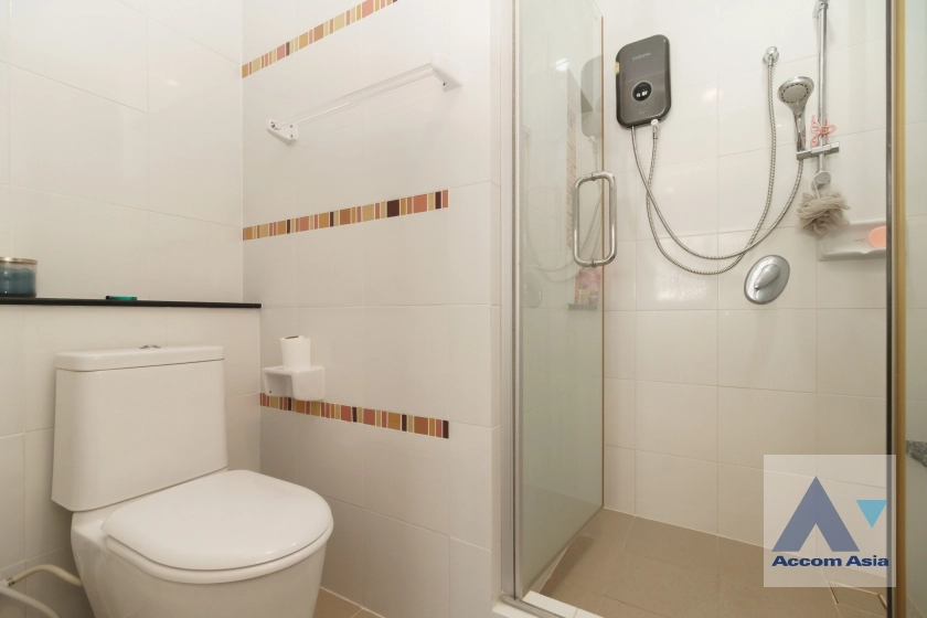 19  4 br Townhouse For Sale in Sukhumvit ,Bangkok BTS Bang Chak at Leon Sukhumvit 62 AA42527