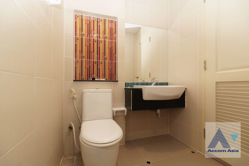 24  4 br Townhouse For Sale in Sukhumvit ,Bangkok BTS Bang Chak at Leon Sukhumvit 62 AA42527