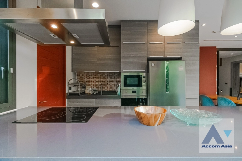 11  4 br House For Rent in Sukhumvit ,Bangkok BTS Ekkamai AA42532