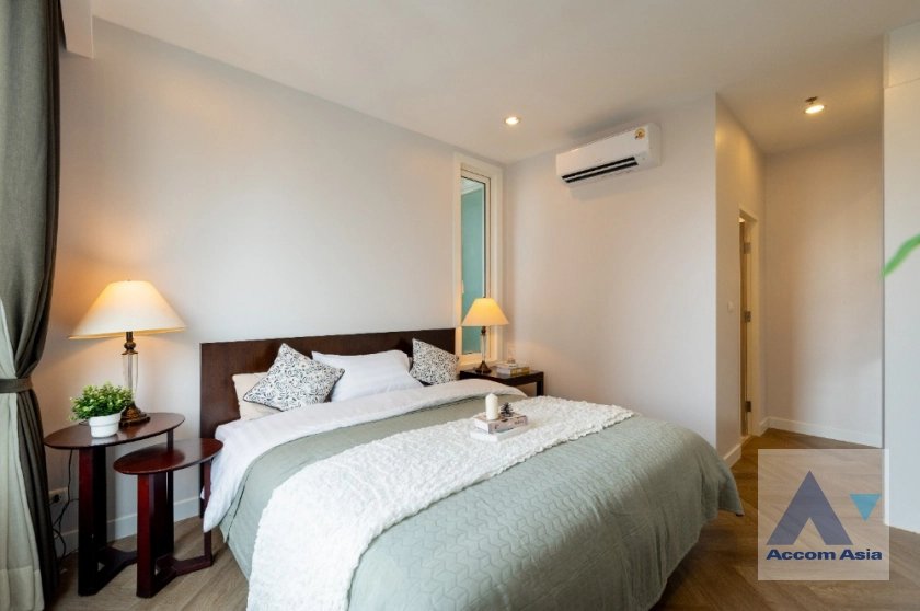 14  1 br Condominium For Sale in Sukhumvit ,Bangkok  at Siri Residence Sukhumvit 24 AA42537