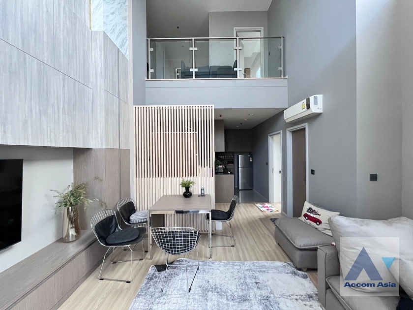 unitDuplex Condo, Pet friendly |  2 Bedrooms  Condominium For Rent in Phaholyothin, Bangkok  (AA42543)