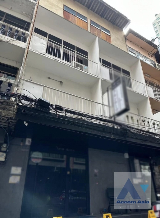 unitOffice |  Building For Rent in Sukhumvit, Bangkok  near BTS Phrom Phong (AA42571)