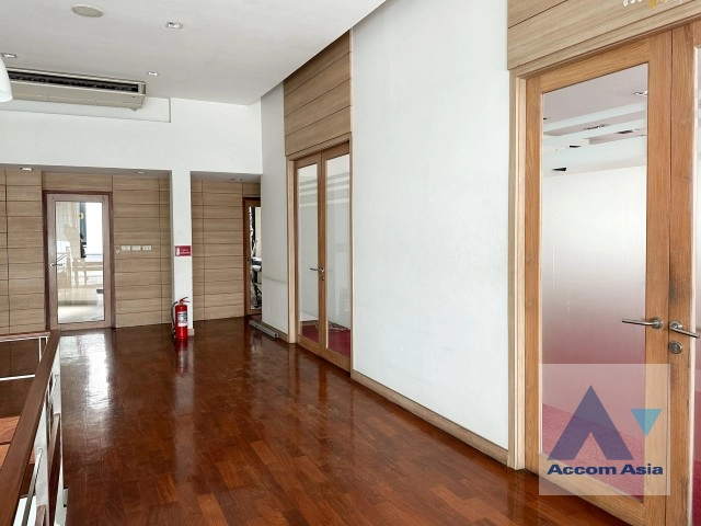 15  Building For Rent in Sukhumvit ,Bangkok BTS Ekkamai AA42572