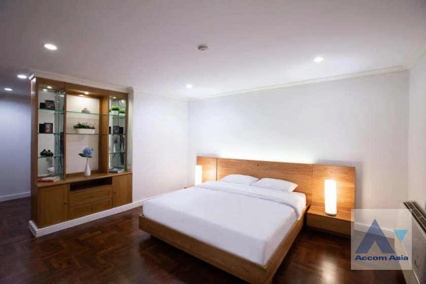 6  3 br Apartment For Rent in Sukhumvit ,Bangkok BTS Phrom Phong at 10 Mins from BTS with Shuttle Bus Service AA42593