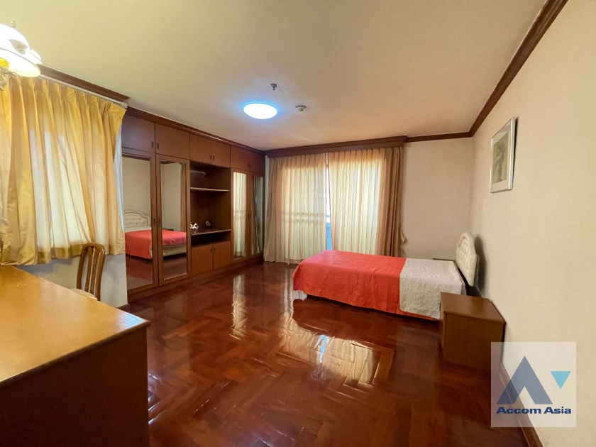 5  2 br Condominium For Rent in Sukhumvit ,Bangkok BTS Phrom Phong at Baan Suan Petch AA42600