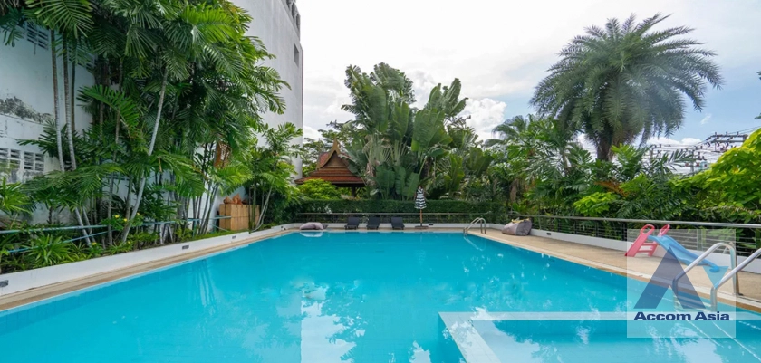  Spacious Residence Situated on Chan Road Apartment  4 Bedroom for Rent BRT Thanon Chan in Sathorn Bangkok