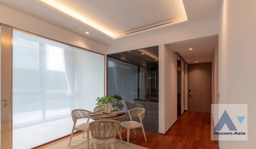 unit 2 Bedrooms  Condominium For Rent in Sukhumvit, Bangkok  near BTS Phrom Phong (AA42606)