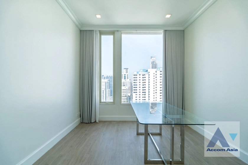16  3 br Condominium for rent and sale in Sukhumvit ,Bangkok BTS Phrom Phong at Royce Private Residences AA42608