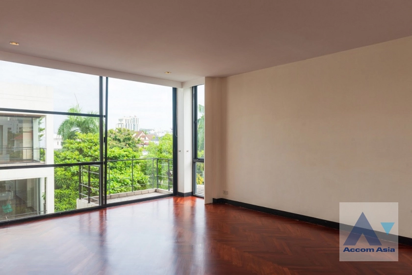 35  4 br House For Rent in Phaholyothin ,Bangkok BTS Ari 45685