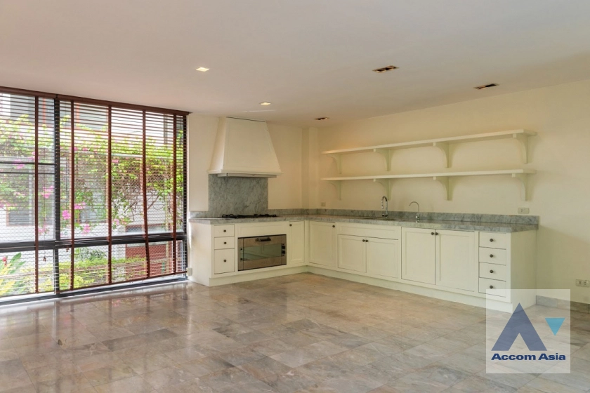 12  4 br House For Rent in Phaholyothin ,Bangkok BTS Ari 45685