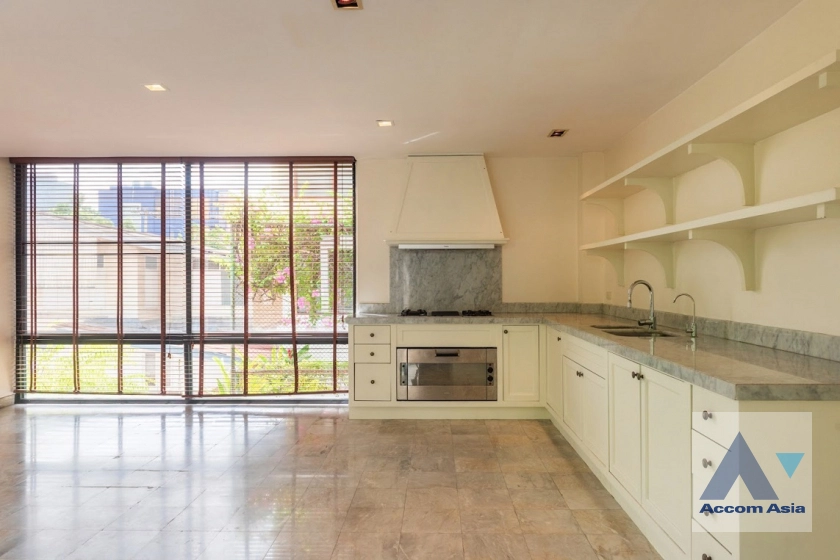 13  4 br House For Rent in Phaholyothin ,Bangkok BTS Ari 45685