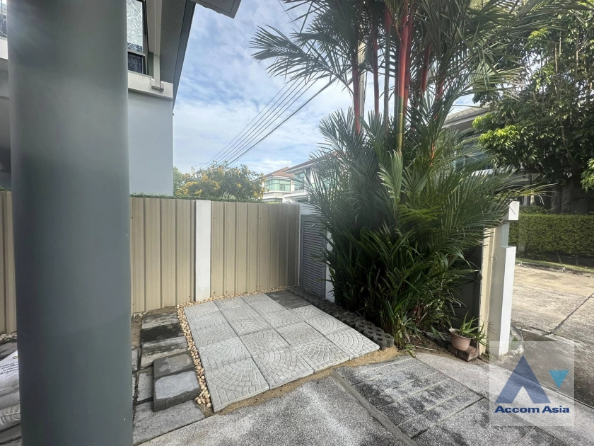 15  3 br House For Rent in Krungthep Kreetha ,Bangkok  at Setthasiri Srinakarin-Rama 9 AA42629