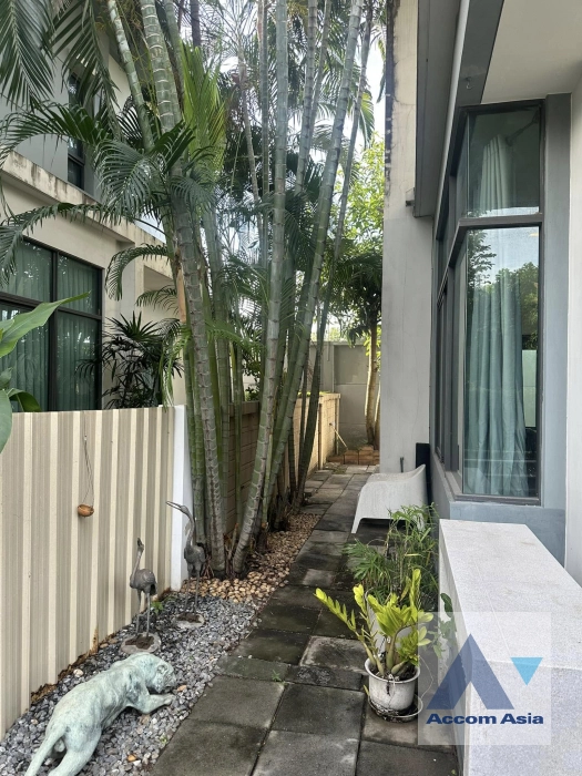 18  3 br House For Rent in Krungthep Kreetha ,Bangkok  at Setthasiri Srinakarin-Rama 9 AA42629