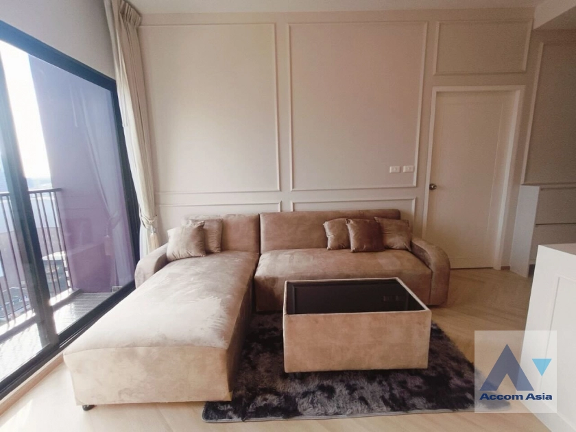 unit 1 Bedroom  Condominium For Rent in Sukhumvit, Bangkok  near BTS Ekkamai (AA42645)
