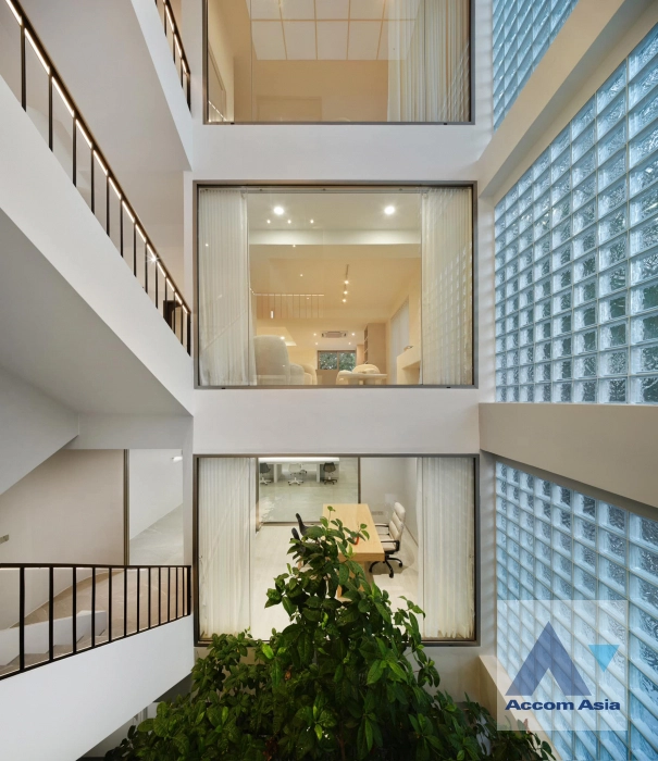 7  2 br House for rent and sale in Ratchadaphisek ,Bangkok BTS Ratchayothin AA42648