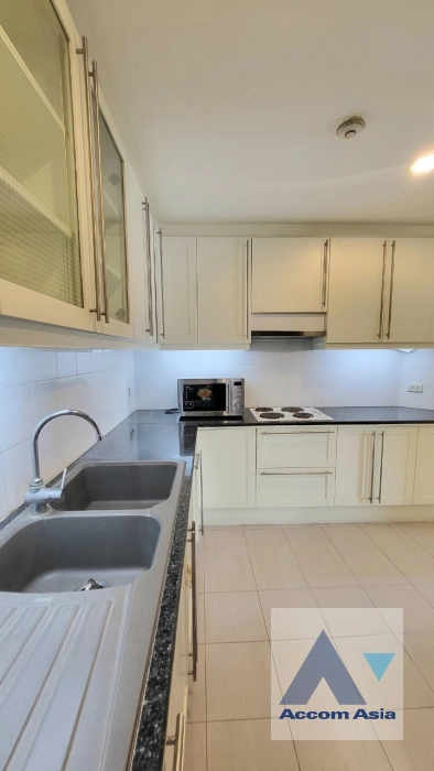 7  2 br Condominium for rent and sale in Sathorn ,Bangkok BRT Thanon Chan at Bangkok Garden Condominium AA42650