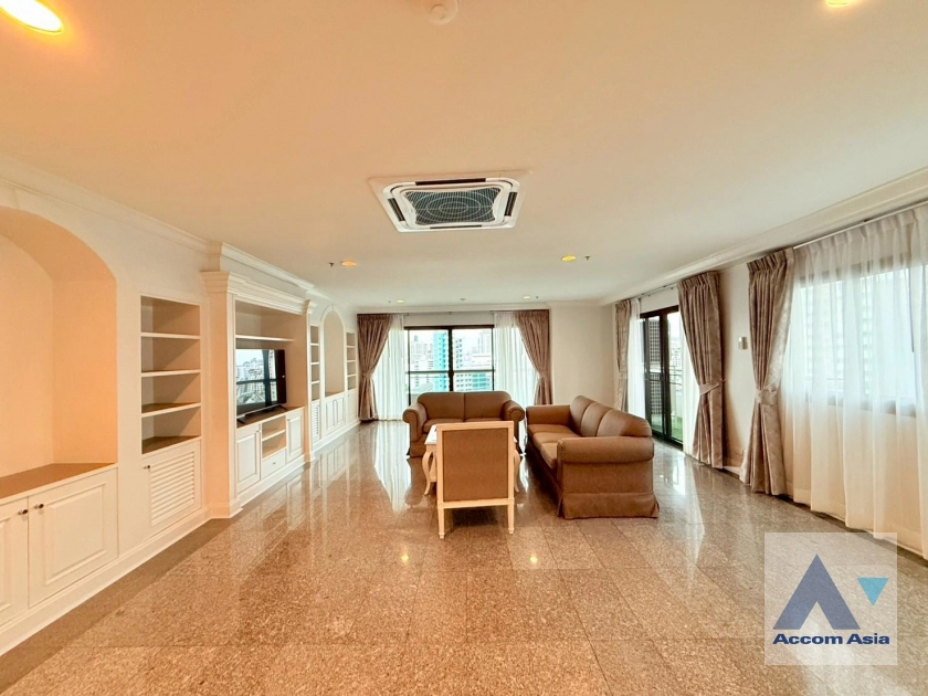  1  3 br Apartment For Rent in Sukhumvit ,Bangkok BTS Asok - MRT Sukhumvit at Perfect Apartment for Big Family, Prime Location Near Main Street AA42662