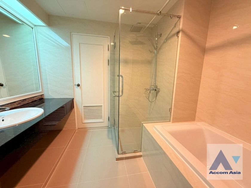 10  3 br Apartment For Rent in Sukhumvit ,Bangkok BTS Asok - MRT Sukhumvit at Perfect Apartment for Big Family, Prime Location Near Main Street AA42662
