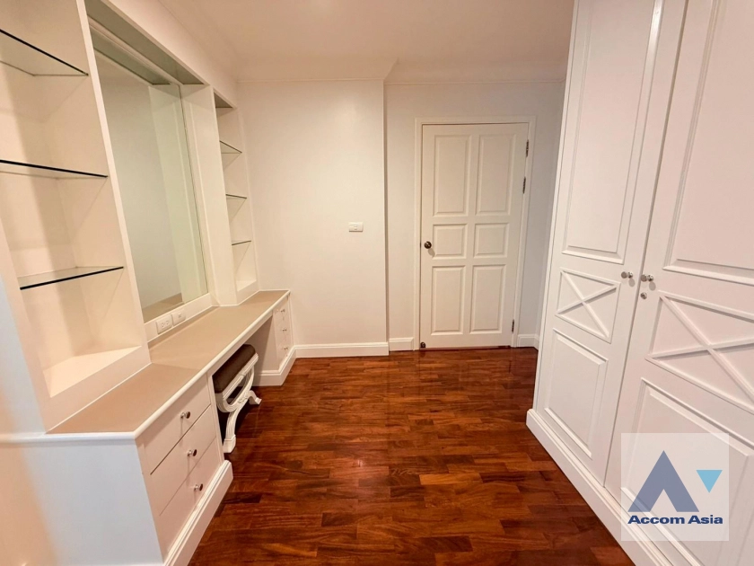 9  3 br Apartment For Rent in Sukhumvit ,Bangkok BTS Asok - MRT Sukhumvit at Perfect Apartment for Big Family, Prime Location Near Main Street AA42662