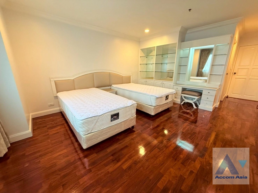 12  3 br Apartment For Rent in Sukhumvit ,Bangkok BTS Asok - MRT Sukhumvit at Perfect Apartment for Big Family, Prime Location Near Main Street AA42662