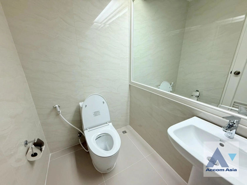 19  3 br Apartment For Rent in Sukhumvit ,Bangkok BTS Asok - MRT Sukhumvit at Perfect Apartment for Big Family, Prime Location Near Main Street AA42662