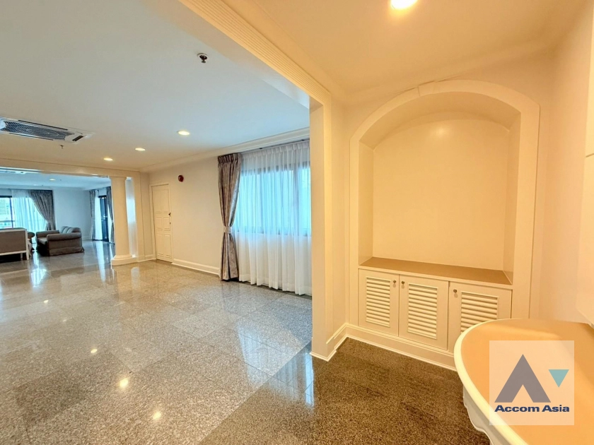 16  3 br Apartment For Rent in Sukhumvit ,Bangkok BTS Asok - MRT Sukhumvit at Perfect Apartment for Big Family, Prime Location Near Main Street AA42662