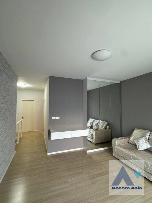 13  3 br House for rent and sale in Pattanakarn ,Bangkok BTS On Nut at Baan Klang Muang Sukhumvit 77-On Nut 17 AA42664